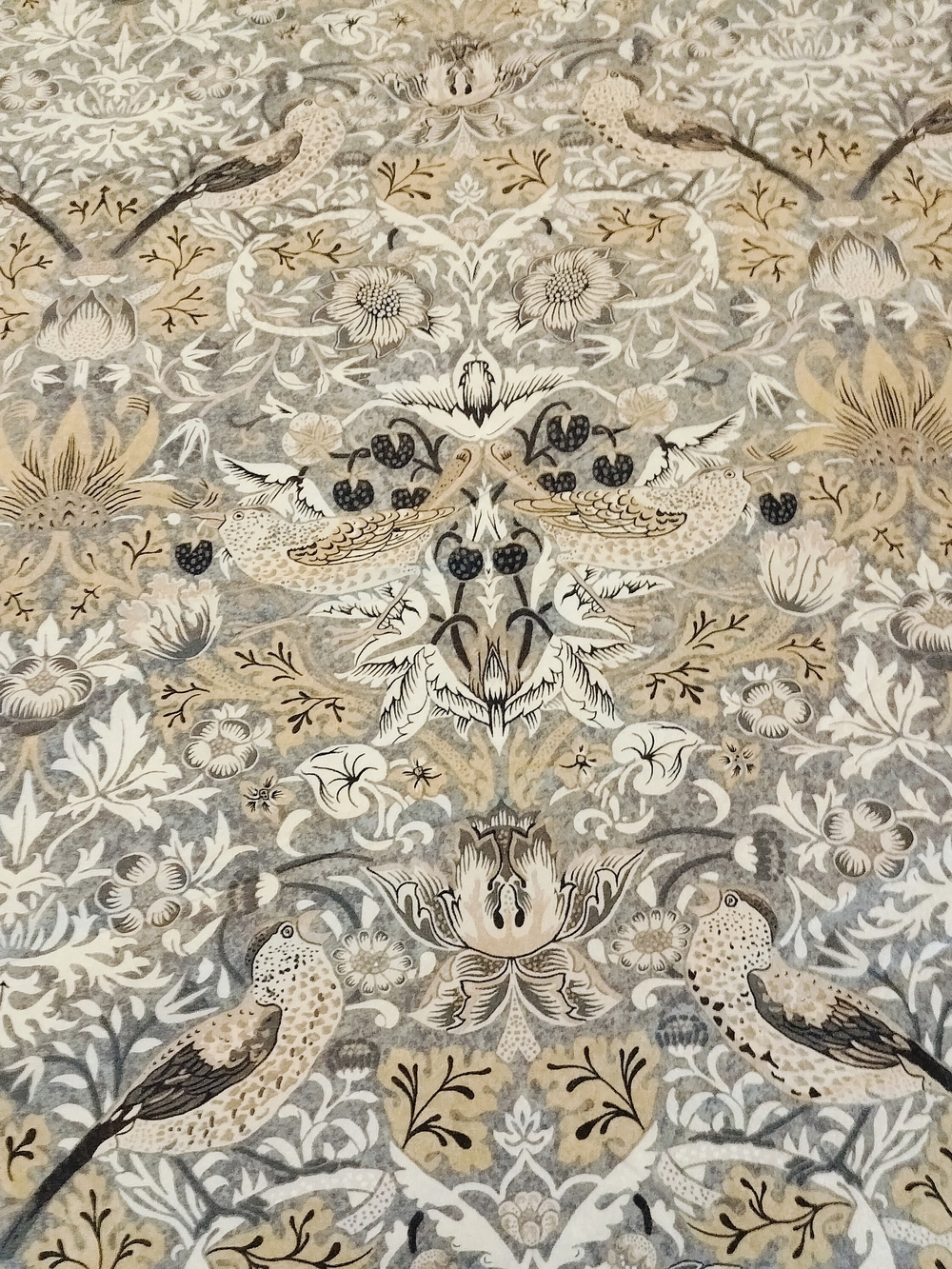 Strawberry Theif King Duvet Cover Set
